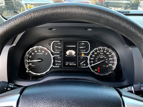 Used 2021 Toyota Tundra SR5 w/ Trail Edition image 26