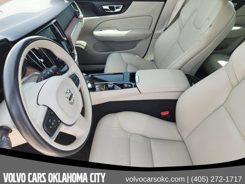 Used 2022 Volvo S60 T8 R-Design Expression w/ Premium Package AWD/4WD image 11