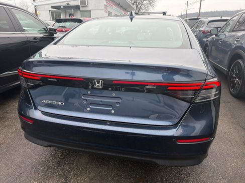 Used 2023 Honda Accord EX image 7