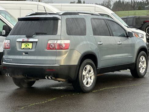 Used 2008 GMC Acadia SLT w/ Convenience Package image 4