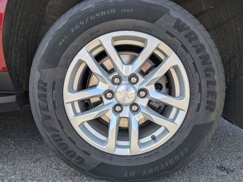 Used 2023 Chevrolet Tahoe LT AWD/4WD image 12