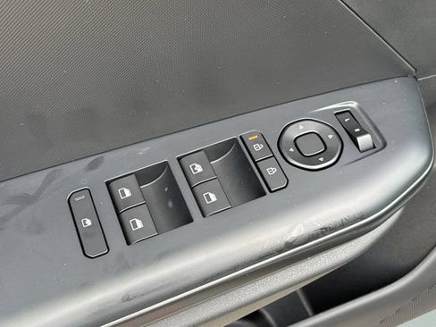 New 2026 Kia K4 FWD image 17