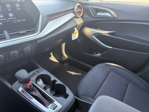 New 2026 Chevrolet Trax RS w/ Driver Confidence Package FWD image 28