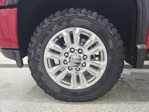 Used 2022 GMC Sierra 3500 Denali w/ Denali Ultimate Package image 9