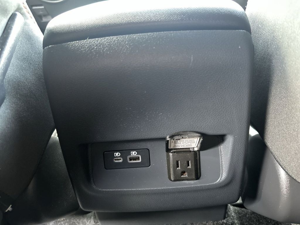 Used 2023 Nissan Frontier PRO-4X w/ Pro Convenience Package AWD/4WD image 44