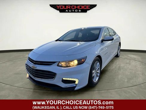 Used 2017 Chevrolet Malibu LT image 1