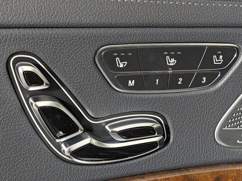 Used 2015 Mercedes-Benz S 550 4MATIC Sedan image 26