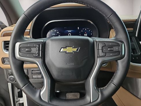 Used 2024 Chevrolet Tahoe Premier w/ Premium Package AWD/4WD image 30
