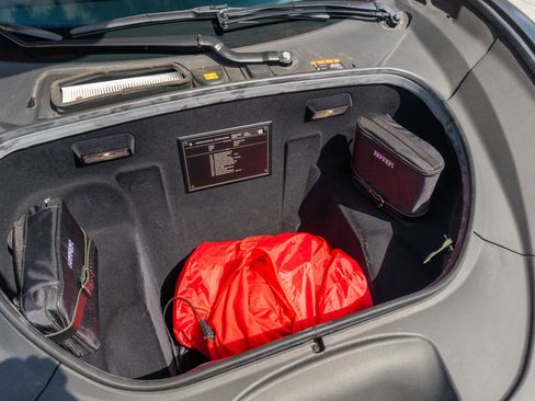 Used 2021 Ferrari F8 Tributo image 48