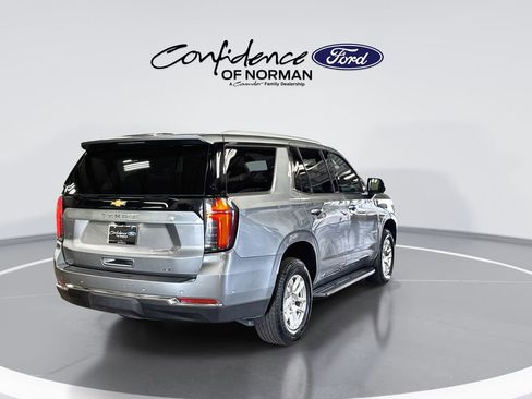 Used 2025 Chevrolet Tahoe LT RWD image 8