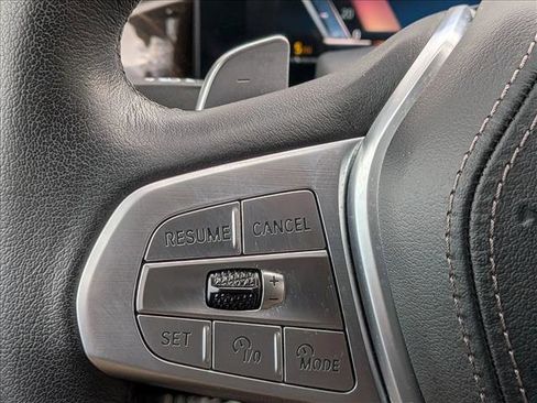 Certified 2023 BMW X7 xDrive40i w/ Premium Package image 17