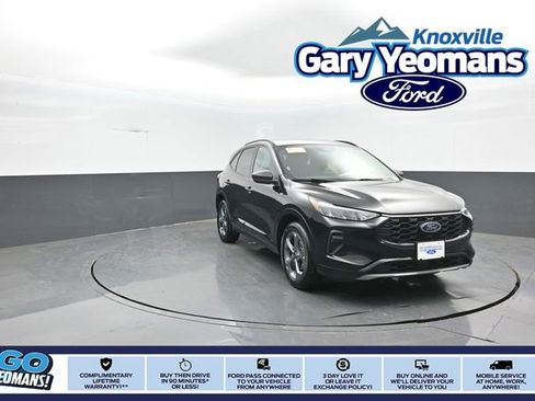 Used 2023 Ford Escape ST-Line AWD/4WD image 1