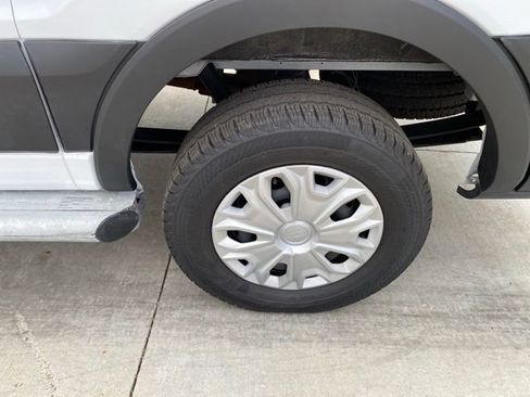 Used 2025 Ford Transit 250 Low Roof w/ Exterior Upgrade Package RWD image 11