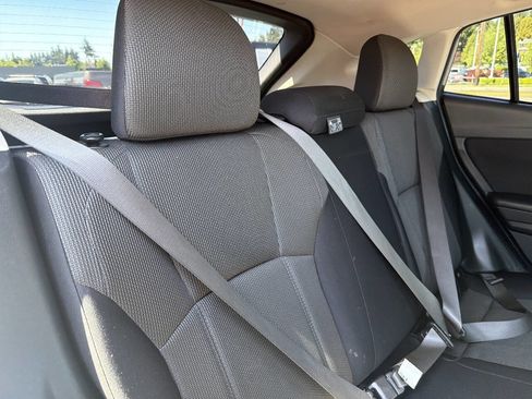 Used 2019 Subaru Crosstrek 2.0i AWD/4WD image 21