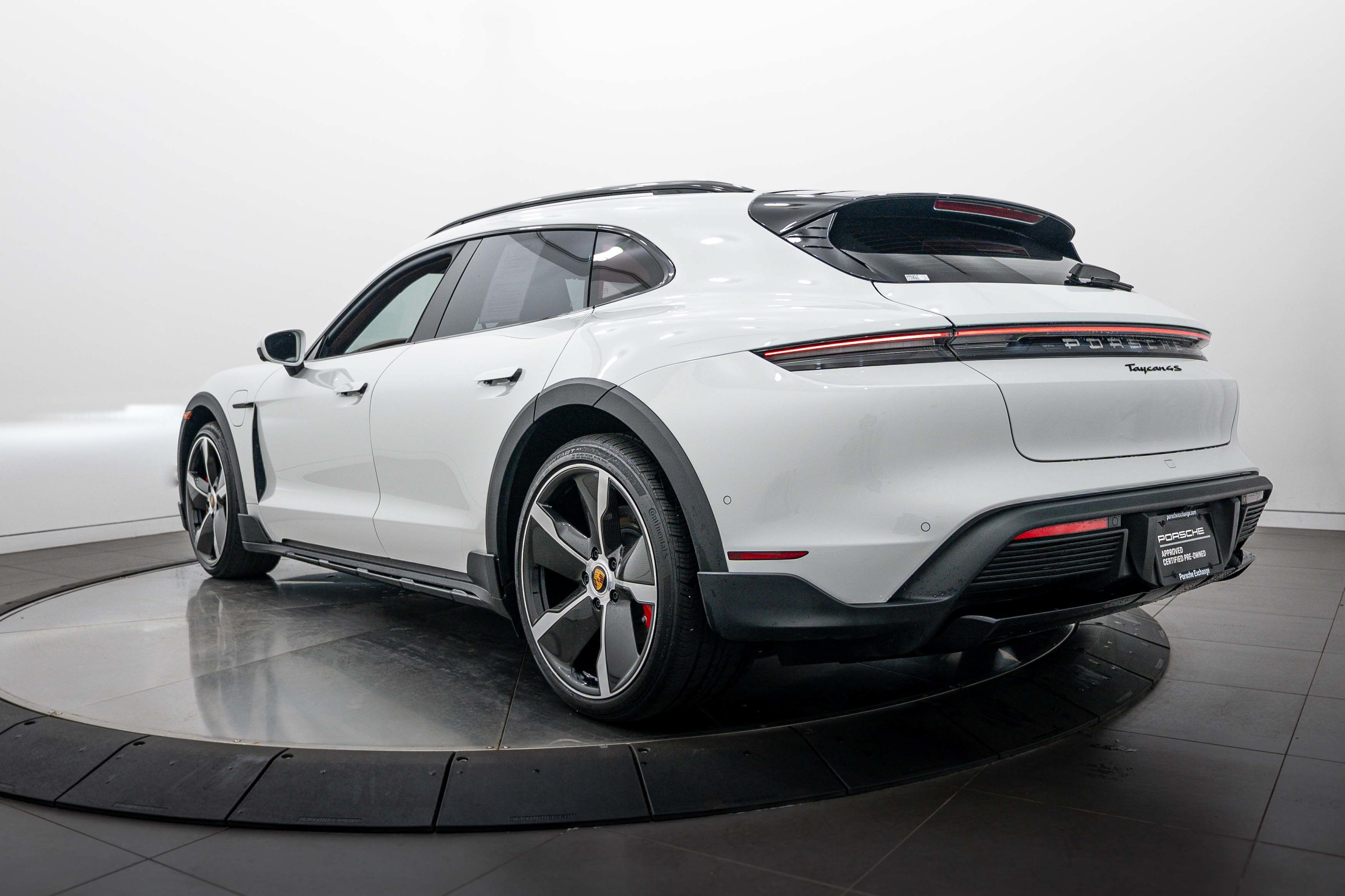 Certified 2023 Porsche Taycan 4S AWD/4WD image 3