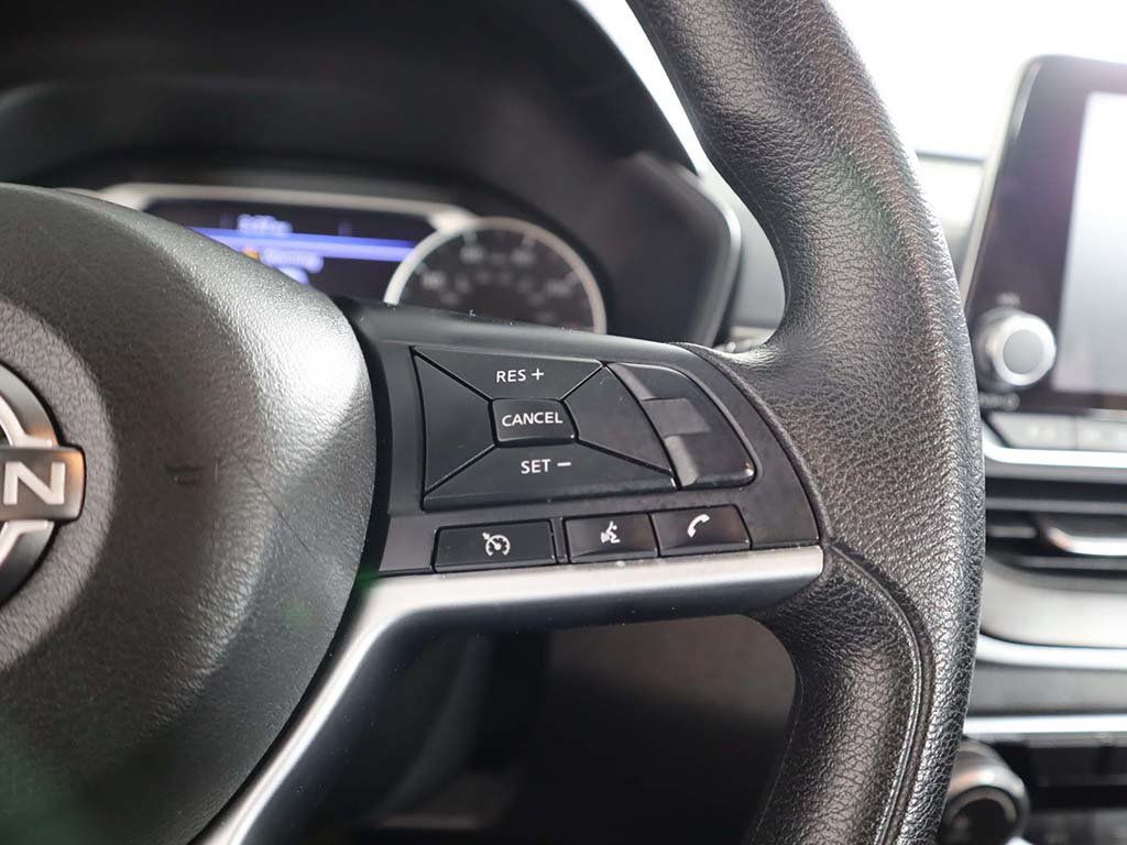 Used 2024 Nissan Altima 2.5 SV AWD/4WD image 40