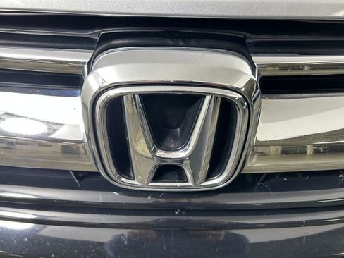 Used 2017 Honda CR-V LX image 10