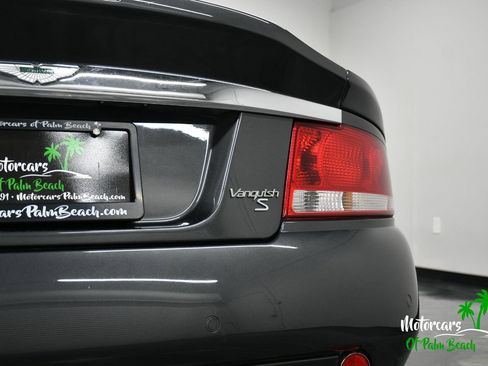 Used 2006 Aston Martin Vanquish S RWD image 15