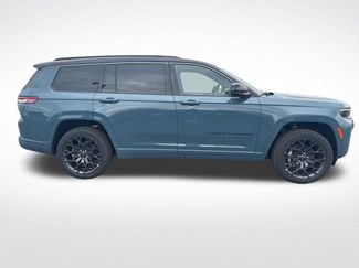 New 2026 Jeep Grand Cherokee L Summit AWD/4WD video 2