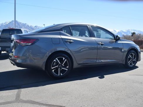 New 2025 Nissan Sentra SV image 7