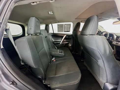 Used 2018 Toyota RAV4 XLE image 25