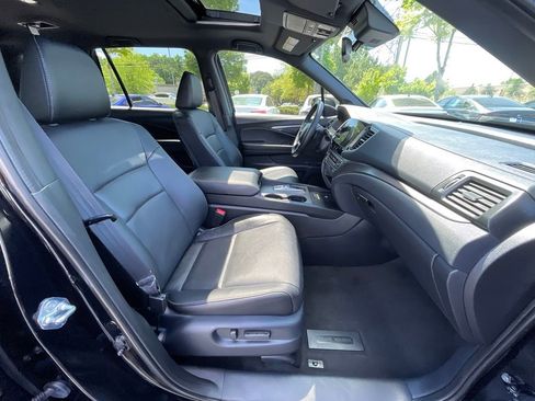 Certified 2024 Honda Passport EX-L image 33