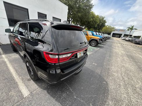 Used 2023 Dodge Durango GT RWD image 19