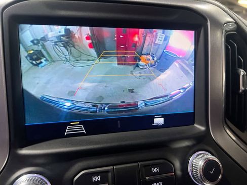 Used 2021 GMC Sierra 1500 Elevation image 17