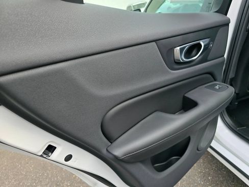 Used 2024 Volvo S60 B5 Plus FWD image 15