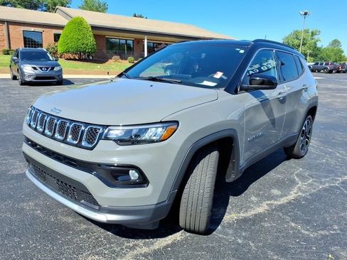 Used 2024 Jeep Compass Limited AWD/4WD image 35