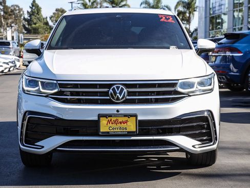 Used 2022 Volkswagen Tiguan SEL R-Line image 4