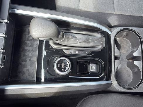 Used 2024 Chevrolet Colorado Trail Boss w/ Advanced Trailering Package AWD/4WD image 29