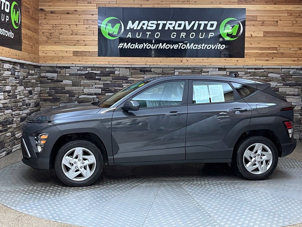 Used 2024 Hyundai Kona SE AWD/4WD image 9