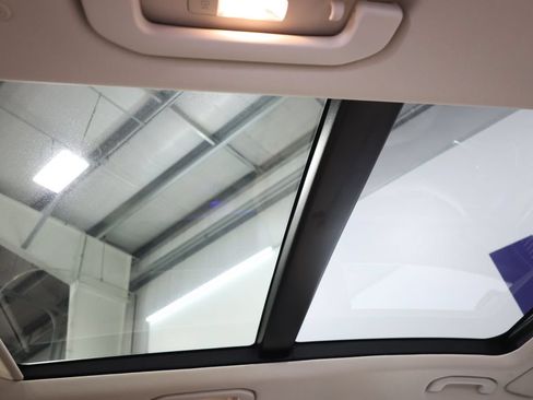 Certified 2025 Mercedes-Benz GLE 350 4MATIC image 26
