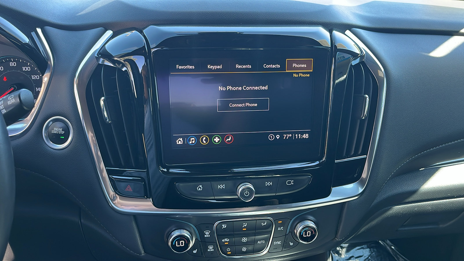 Used 2023 Chevrolet Traverse LT FWD image 20