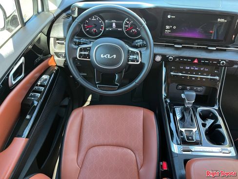 Used 2022 Kia Carnival SX FWD image 16