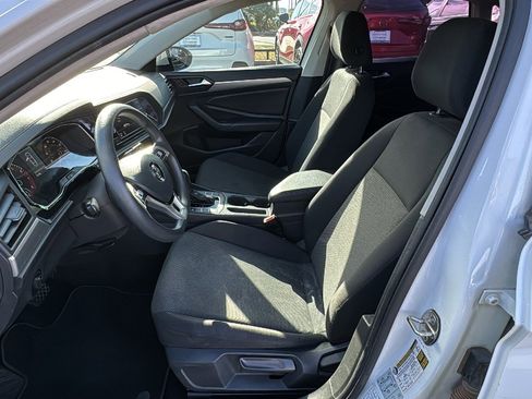Used 2019 Volkswagen Jetta S image 13