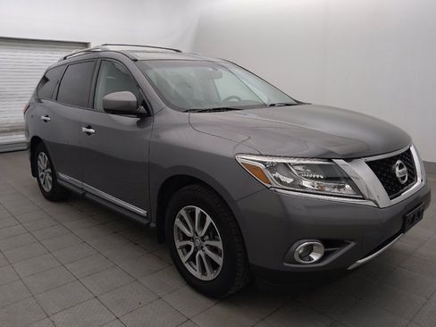 Used 2016 Nissan Pathfinder SL w/ SL Premium Package AWD/4WD image 11