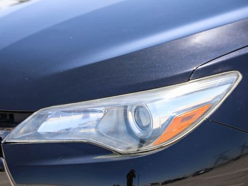 Used 2017 Toyota Camry SE FWD image 8