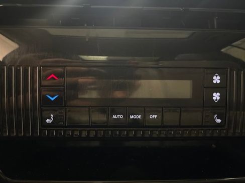 Used 2022 Jeep Wagoneer Series III w/ Premium Group I AWD/4WD image 41