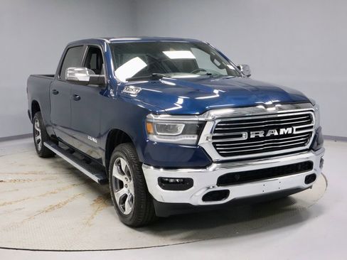 Used 2023 RAM 1500 Laramie AWD/4WD image 1