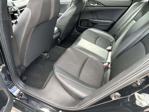 Used 2019 Honda Civic Sport image 9