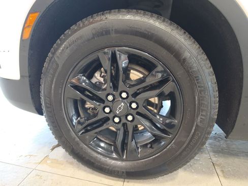Used 2021 Chevrolet Blazer LT FWD image 14