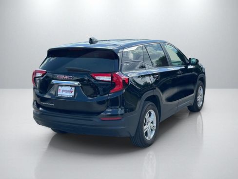 Used 2024 GMC Terrain SLE FWD image 5