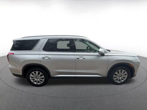 Used 2025 Hyundai Palisade SEL FWD image 16