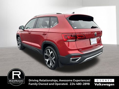 Used 2023 Volkswagen Taos SEL AWD/4WD image 6