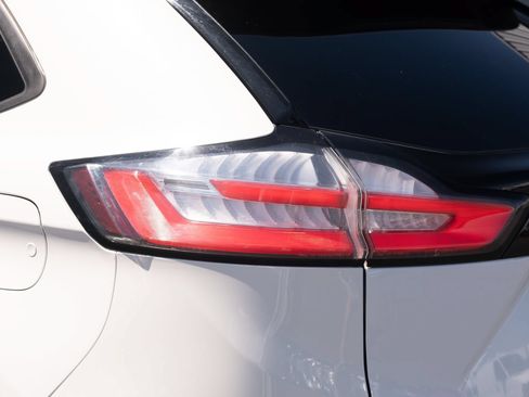 Used 2020 Ford Edge ST w/ Equipment Group 401A AWD/4WD image 26