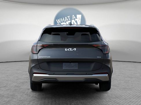 New 2026 Kia Sportage EX image 13
