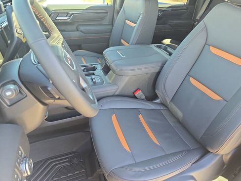 New 2026 GMC Sierra 2500 AT4 w/ AT4 Premium Plus Package AWD/4WD image 15