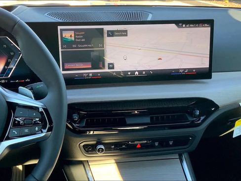 Used 2025 BMW 330i xDrive 330i xDrive w/ Premium Package image 6